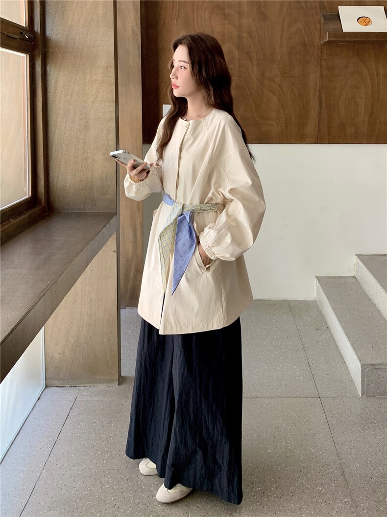 浅黄色韩系松弛感休闲风衣外套女2025秋季新款气质减龄超好看大衣,女装风衣,蝶眷
