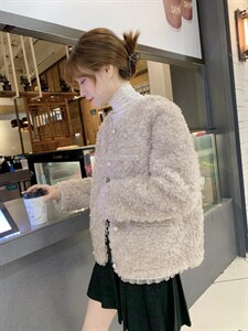 星雨阁2021冬季小香风皮毛一体外套图片