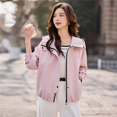 2026春季新款连帽轻户外运动休闲时尚洋气外套，女装短外套，米莱