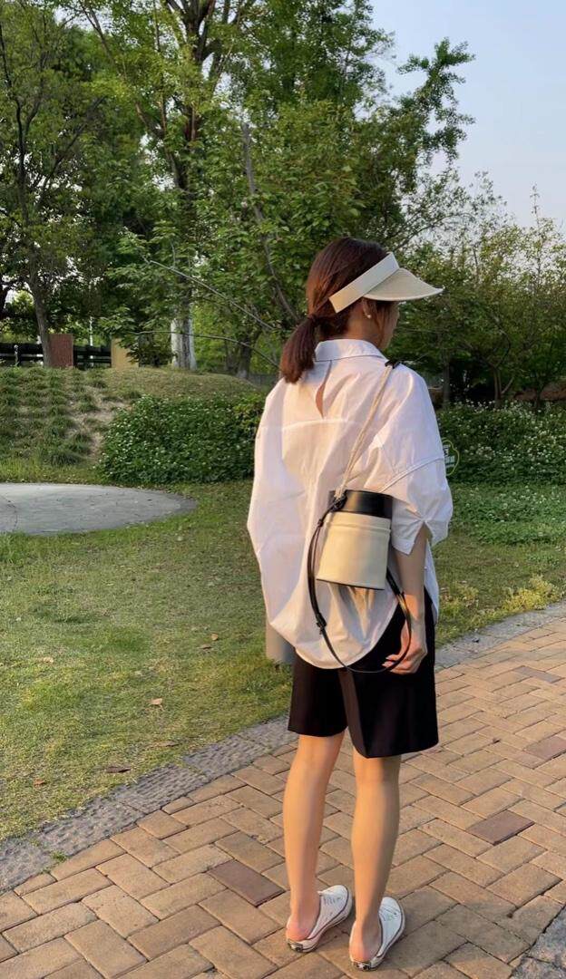 泡泡袖休闲衬衣，其它，依多坊