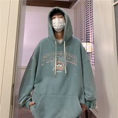 豆绿色