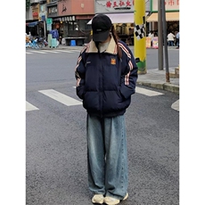 藏蓝色