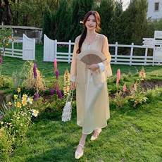 新中式压花防晒上衣吊带连衣裙套装女夏国风甜美小香风爆款两件套，女装连衣裙，2C266
