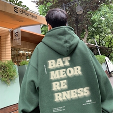 墨绿色