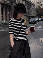 经典复古条纹天丝短袖，女装T恤，雪真羊绒