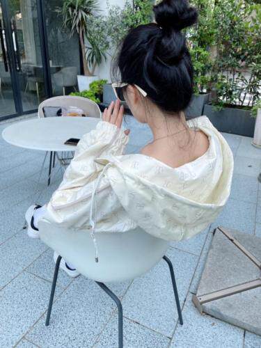 外套，其它，泰靡(1F)