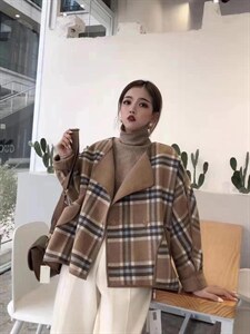 双面尼外套图片