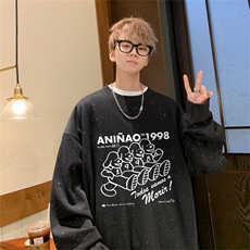 黑色