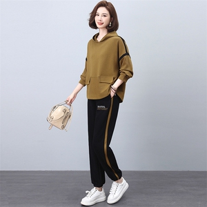 连帽卫衣套装女2025春秋新款大码宽松洋气中年妈妈运动休闲两件套图片