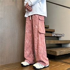 粉红色