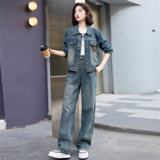牛仔外套春秋季女生2025年新款时尚洋气百搭款上衣，女装短外套，新感觉