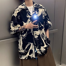 黑色