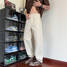 米白色
