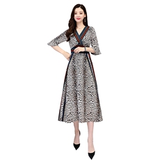 大摆型时尚舒适潮流2025年夏季连衣裙中腰长袖中长款，女装连衣裙，天丽