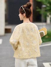 新中式国风刺绣短款外套女2025夏季新款小个子洋气减龄气质上衣女，女装短外套，美沁