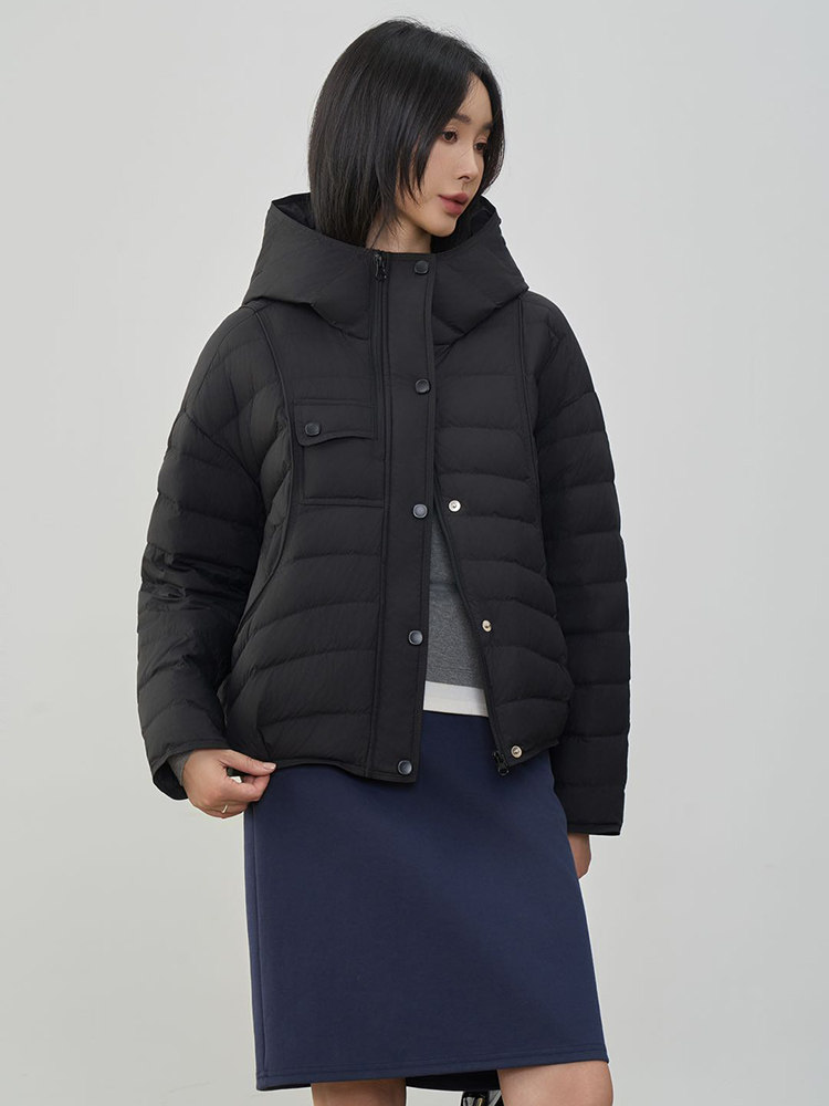 现货2025年冬季90白鸭绒休闲风常规保暖有帽不可拆,女装羽绒服,阳光伊恋