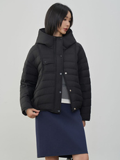 现货2025年冬季90白鸭绒休闲风常规保暖有帽不可拆，女装羽绒服，阳光伊恋