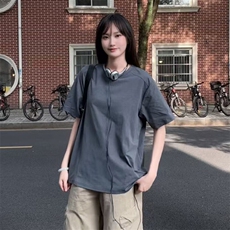 深灰色