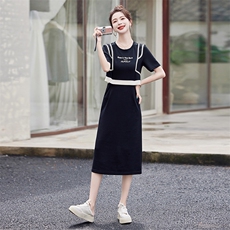 现货A字裙2026年短袖中裙H型套头中腰圆领通勤拼色中裙优雅连衣裙，女装连衣裙，尚洛菲