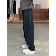 黑灰色