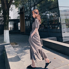 已出货2020夏新格子拼接连衣裙（原8605）225-1903（），女装连衣裙，浙宝225