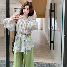 巨好看绿色碎花露肩衬衫阔腿裤套装女春秋超火清纯系松弛感两件套，女装套装/套裙，2C158