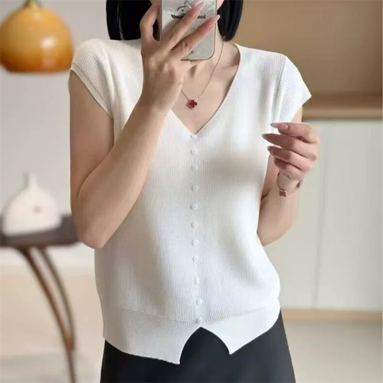 夏季休闲风冰丝小飞袖开衫图片