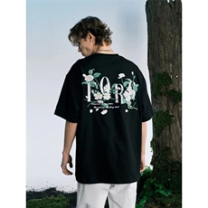 黑色