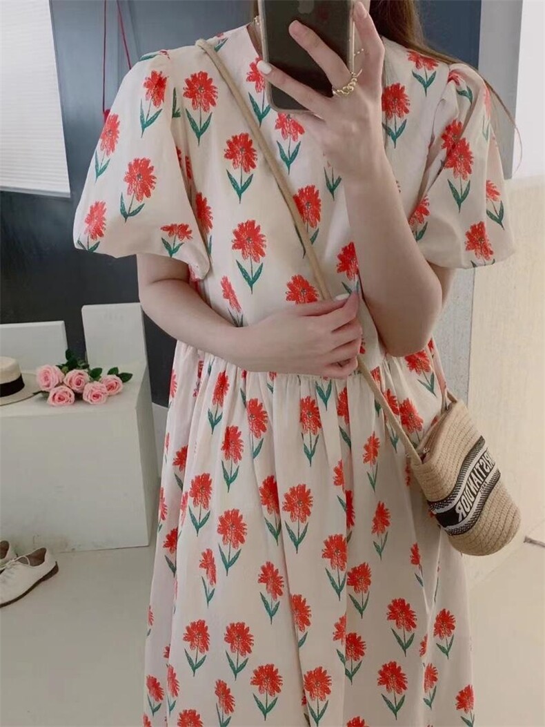 韩风小花连衣裙，女装连衣裙，欧妮卡蒂蔓