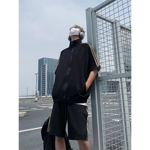 胖胖哥港风潮流三条杠短纯色袖t恤男夏季大码宽松百搭休闲五分裤图片