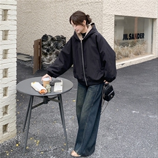 韩系工装风连帽派克服羊羔毛绒外套女冬2025新款保暖加厚加绒外套，女装短外套，艾米莉亚