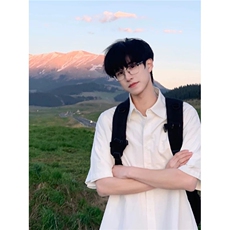 白色