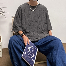 黑色