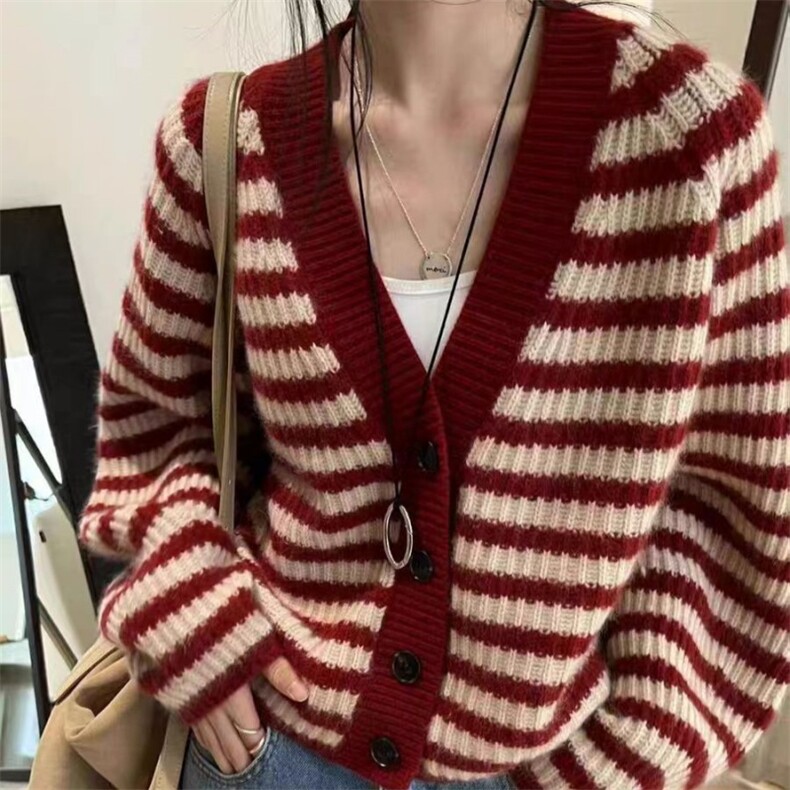 时尚条纹羊毛开衫女秋冬季新款宽松显瘦长袖单排扣针织衫外套,女装羊毛衫,锦瑟羊绒