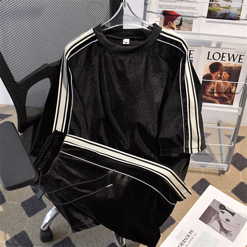 得物品质夏款男运动套装短袖T恤短裤三条杠条纹拼接套装TZ144 P70图片
