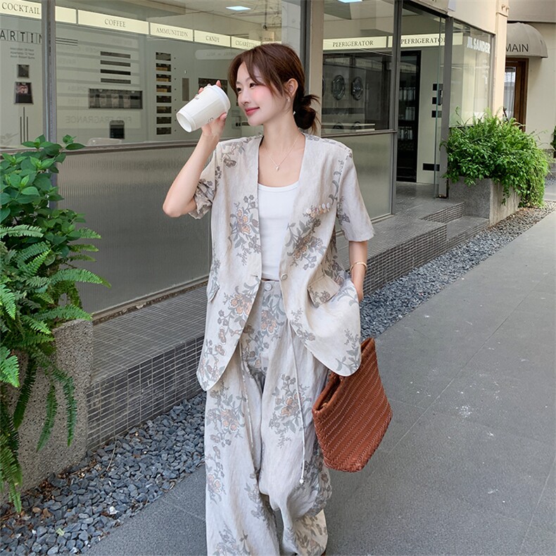 老钱风现货2025新款印花西装短袖休闲阔腿裤套装,女装套装/套裙,1C150