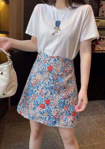 【现货】夏季新款精致套裙，女装，名依人