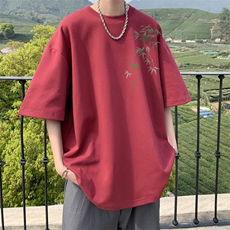 酒红色