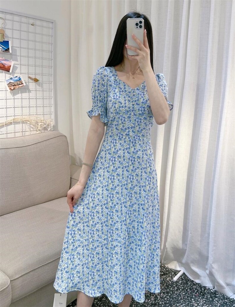 DINOBIENS【现货】韩版方领碎花连衣裙长裙，女装连衣裙，迪诺比亚