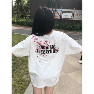 万针全刺绣工艺抖音得物高品质260克重磅纯棉双纱美式高街短袖T恤图片