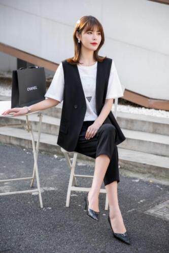 休闲三件套装，女装职业装，英利伊人