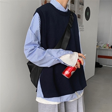 藏青色