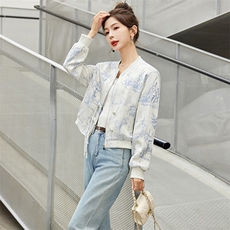 新中式风棒球服外套女春秋独特漂亮超火好看休闲减龄短款小夹克，女装短外套，美沁