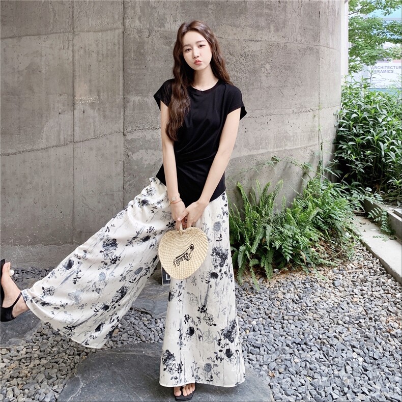 绝美漂亮针织T恤水墨画阔腿裤套装女夏季2025新款两件套大方得体,女装套装/套裙,2C176