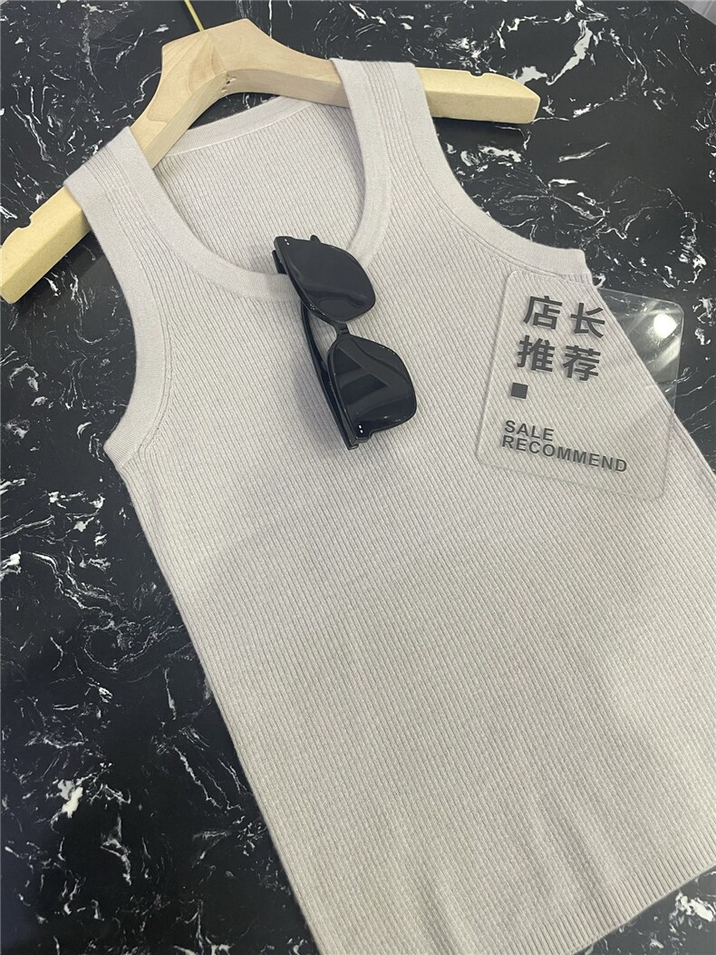 2025年秋季百搭单件套头宽松型时尚百搭背心，女装背心吊带，航淼羊绒