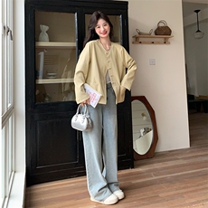 新款现货主推磁吸扣皮衣外套2503-P145-K208，女装短外套，2C129