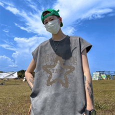 深灰色