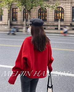 美巾涵5121 牛角扣呢料短款外套图片