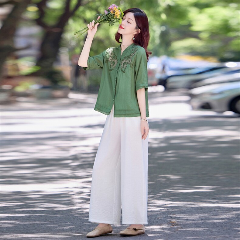 新中式刺绣棉麻套装女2025夏季洋气妈妈薄款衬衣小衫阔腿裤两件套,女装套装/套裙,魅影