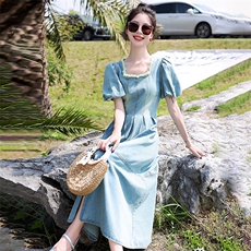 牛仔连衣裙女夏季新款韩系过膝长裙收腰显瘦开叉设计感泡泡袖裙子，女装连衣裙，韩蜜菓